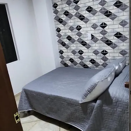 Habitaciones Amobladas Laureles 1 Medellín Exterior foto