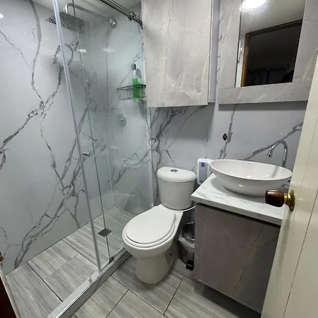 Habitaciones Amobladas Laureles 1 Medellín Exterior foto