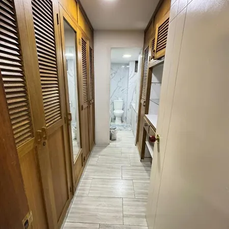 Habitaciones Amobladas Laureles 1 Medellín Exterior foto