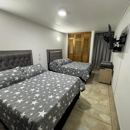 Habitaciones Amobladas Laureles 1 Medellín Exterior foto